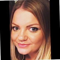 Holly Hynes