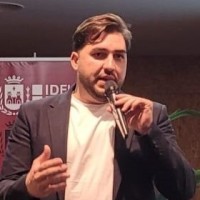 Víctor Iñiguez Bellod