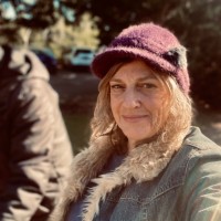 Cathryn Andrews