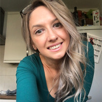 Lara Yates
