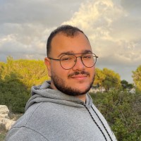 Avi Zavaro