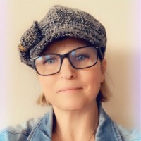 Teresa R Goldman