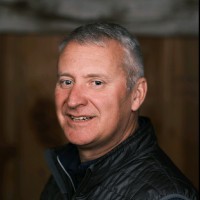 Tom Aura