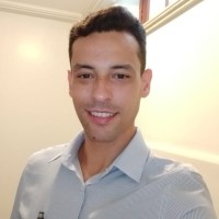 Marcelo Flores