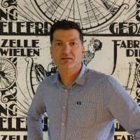 Erik Van Houweling