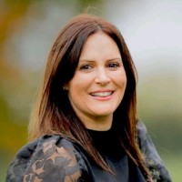 Vivienne Shannon, Qfa