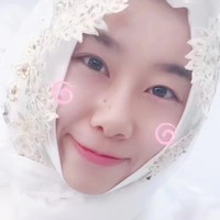何雅婷