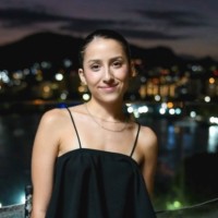 Djulia Correa