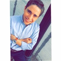 Efren Reza