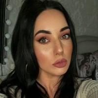 Nicole t