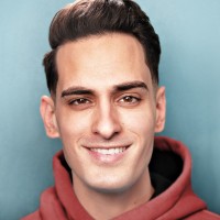 Justin Colón