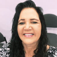 Laurie Davis