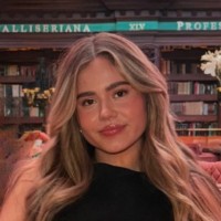 Yadira Victoria