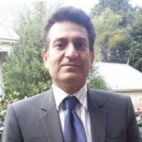 Vahid Momtaz