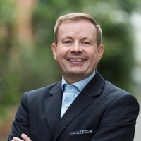 Oliver S.