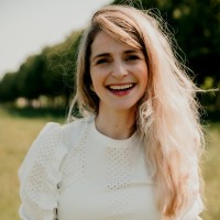 Esther Vinke