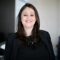 Aline Bueno Quoos
