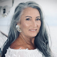 Lesley Fox