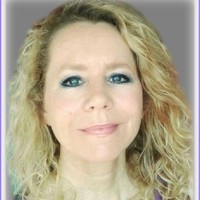 Simone Simon