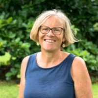 Dr Wendy Seabrook