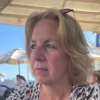 Mirjam Vos