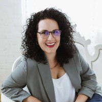 Andrea Reynolds