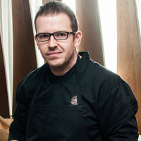 tomas lysy Mr. Tomas Fou Zoo restaurant