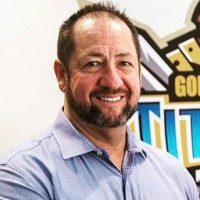 Brett Thomas