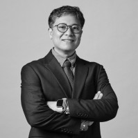 Caleb, Chiwoo Moon