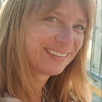 Sylvia Van Laarhoven