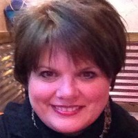 Suzanne Pharr