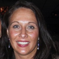 Yolanda Carita