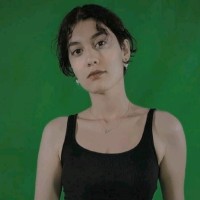 Lara Zanbakçı