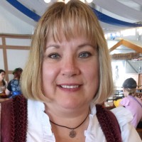 Sandra Macha-Peck