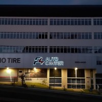 F4 Auto Center