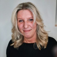 Henny Van Den Rijen
