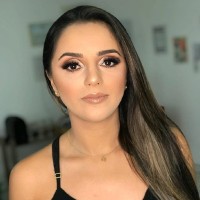 Luciana De Paula