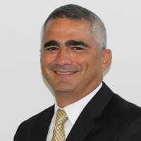 Jose E Medina
