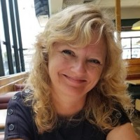 Lisa Field