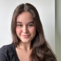 Adriana Rodrigues Moura