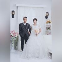 Desty R