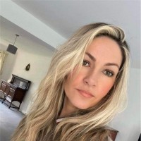 Victoria Eyre
