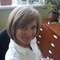 Елена Гузова