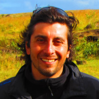 Andrés Reyes Bustos