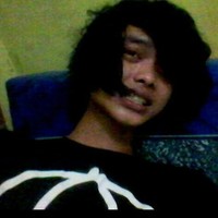Fikri Combet
