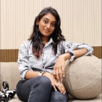 Thakshanya R