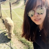 李依静