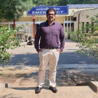 Dr. Manu Davis M. D. Community Medicine , Mbbs