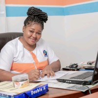 Chimene Bialeu