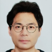 Chulhwan Lee